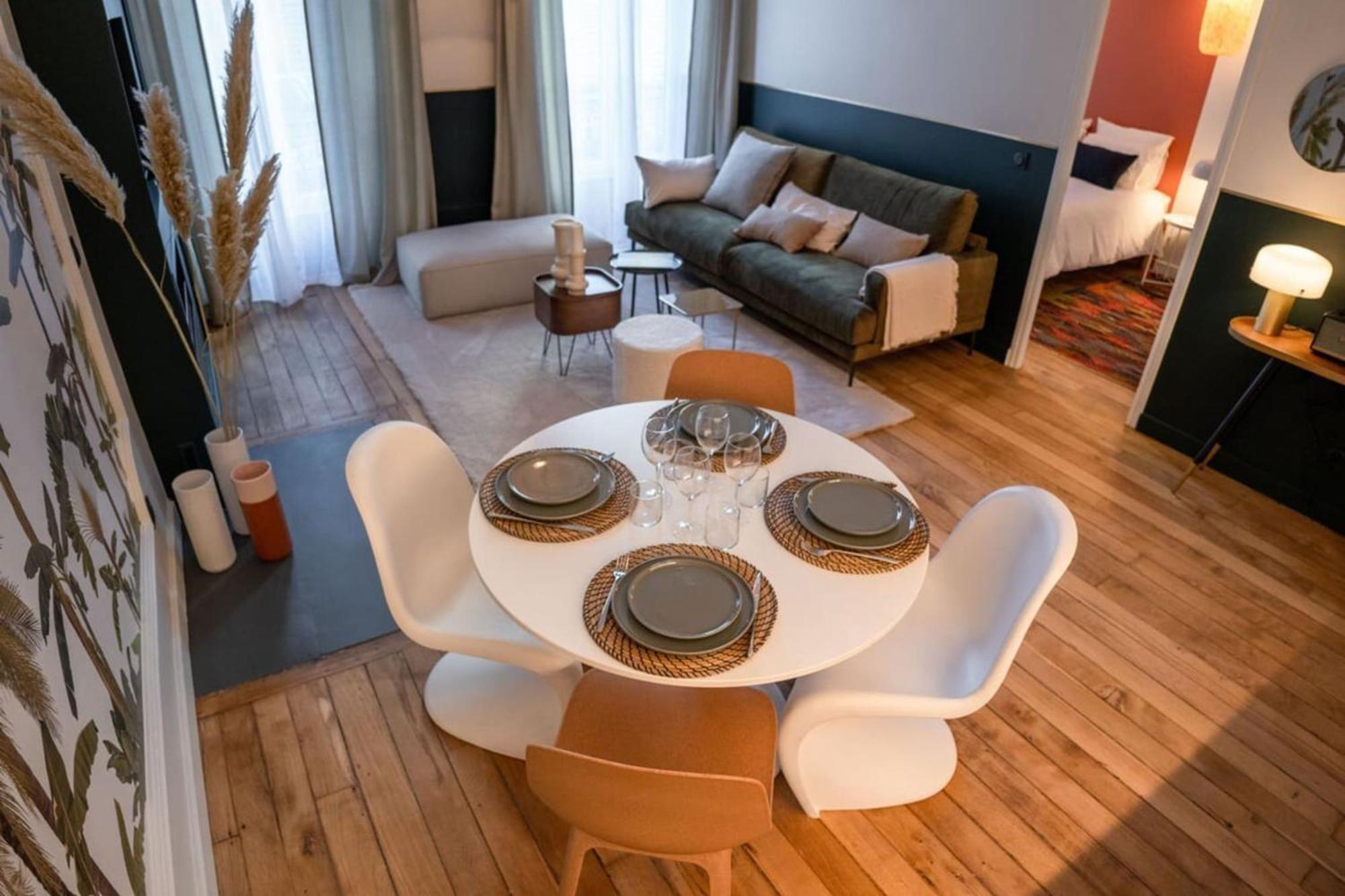 Beige Hospitalite - Coco - Hypercentre-2Chambres-Parking-Zen Сент-Етьєн Екстер'єр фото