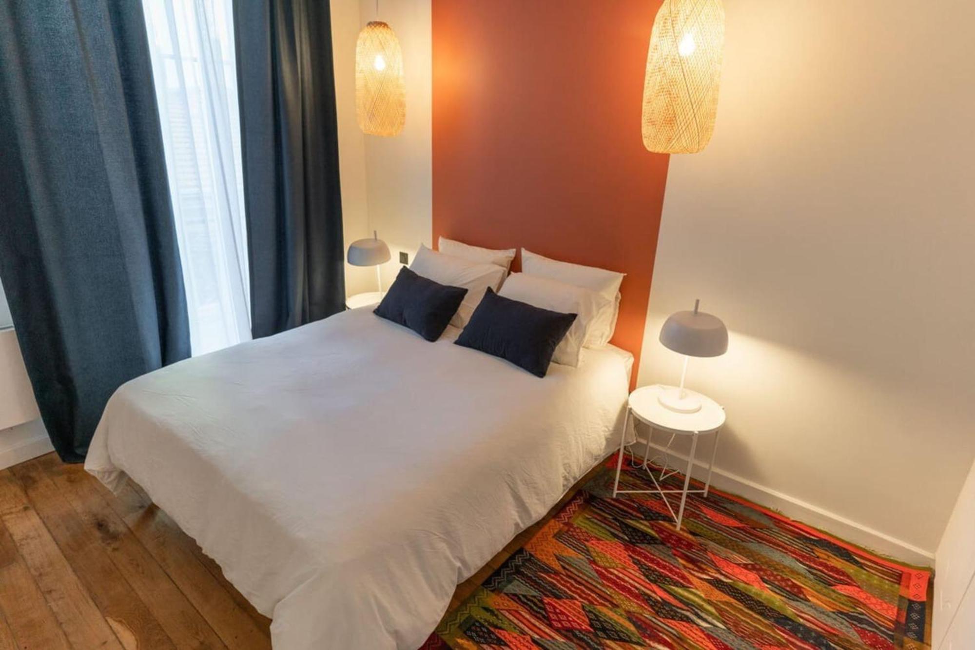 Beige Hospitalite - Coco - Hypercentre-2Chambres-Parking-Zen Сент-Етьєн Екстер'єр фото